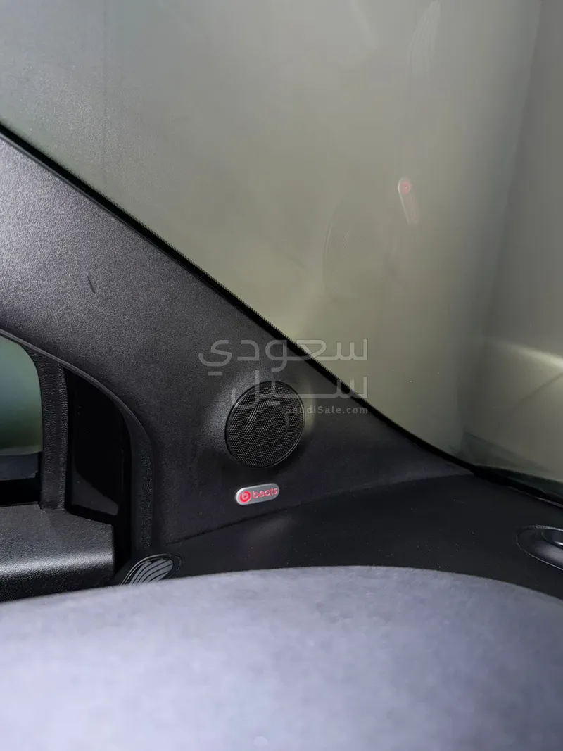 2022 فيات ابارث 695 70 انيفرساريو