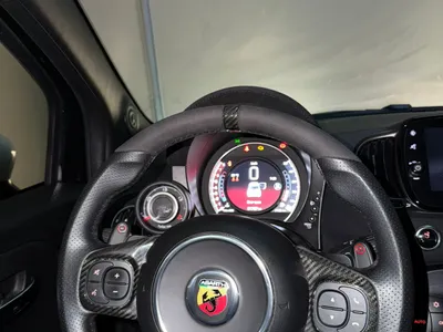 2022 فيات ابارث 695 70 انيفرساريو