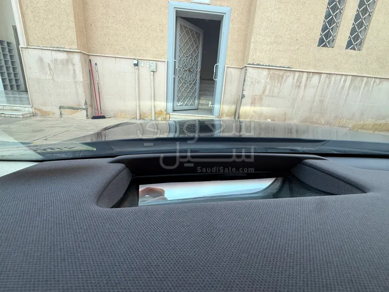 2018 لكزس إل إس 350