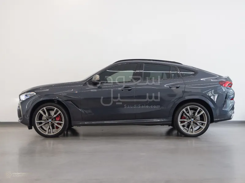 2021 BMW X Series 6 M50i