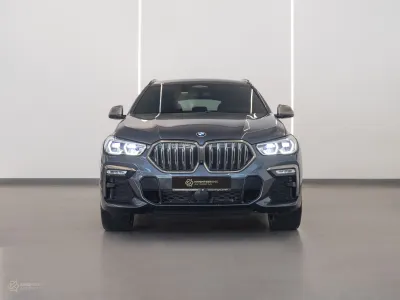 2021 BMW X Series 6 M50i