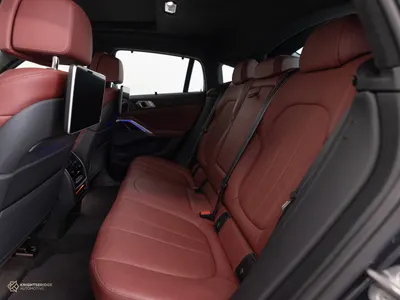 2021 BMW X Series 6 M50i