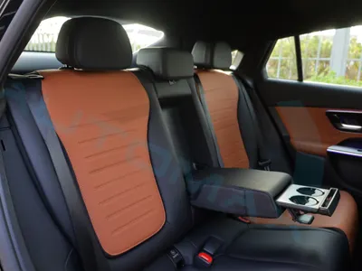 2026 مرسيدس - بنز جي إل سي 200