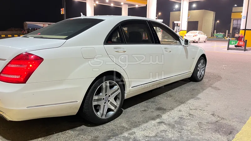 2012 مرسيدس - بنز إس 600