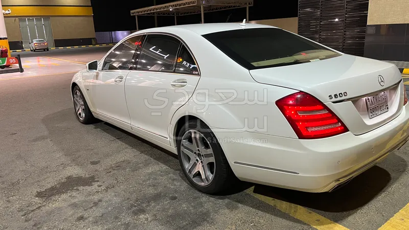 2012 مرسيدس - بنز إس 600