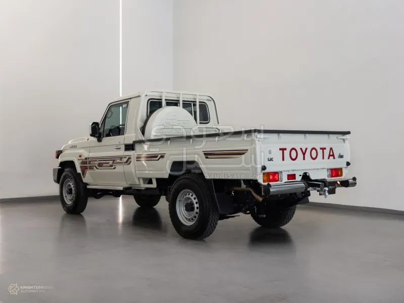 2025 تويوتا لاند كروزر شاص