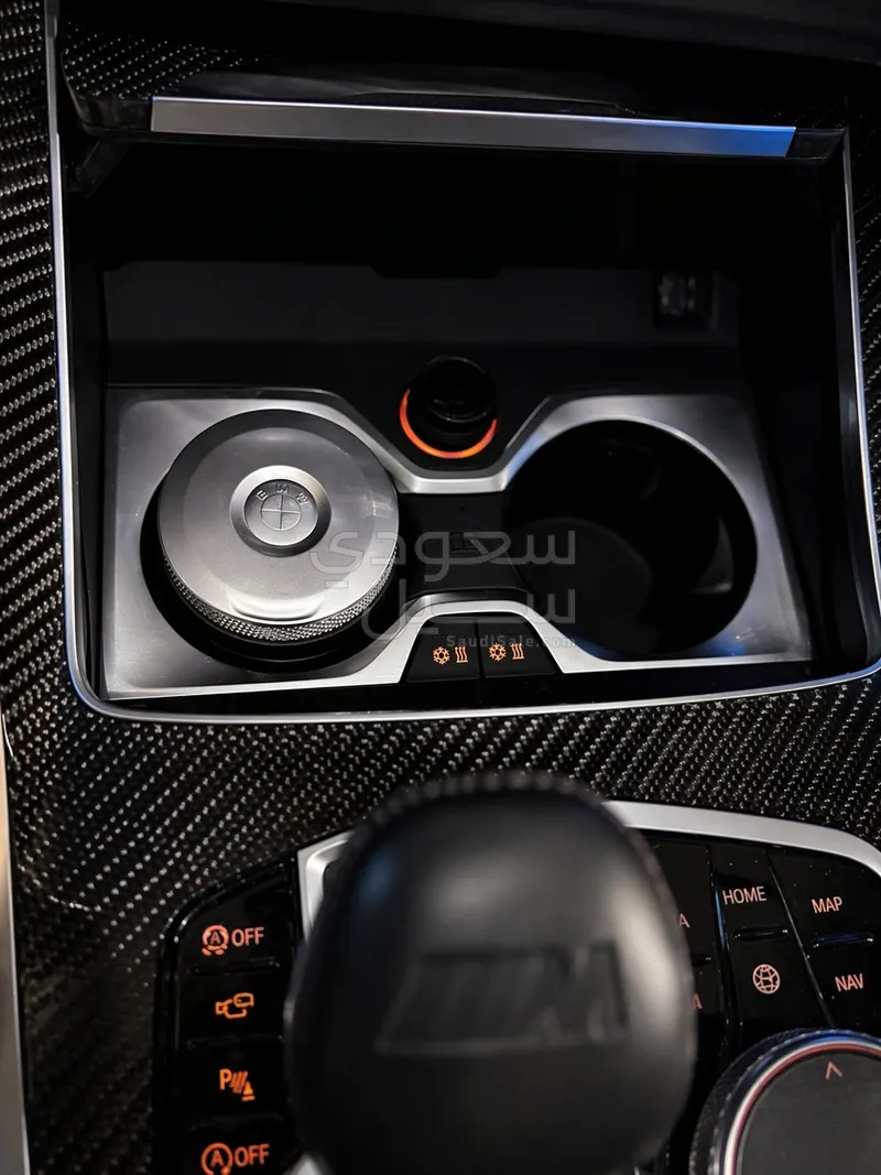 2021 بي ام دبليو الفئة اكس 6 إم كومبيتيشن