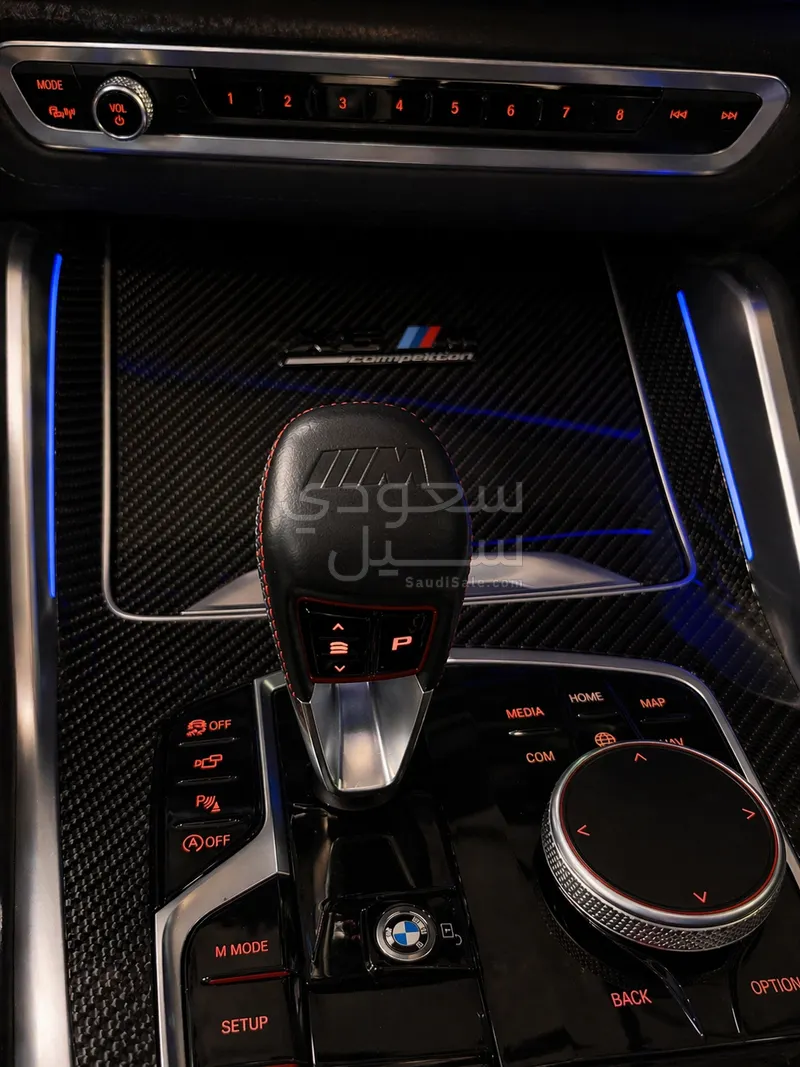 2021 بي ام دبليو الفئة اكس 6 إم كومبيتيشن