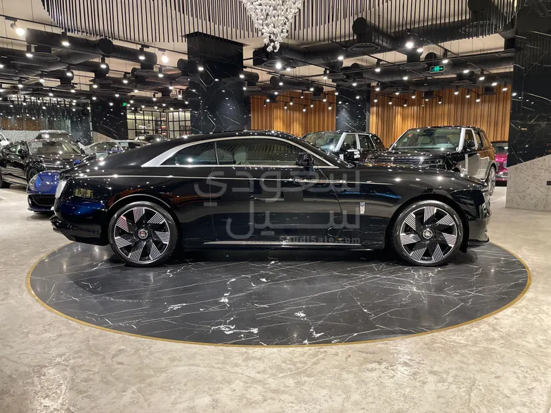 2025 رولز رويس سبيكتر