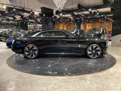 2025 رولز رويس سبيكتر