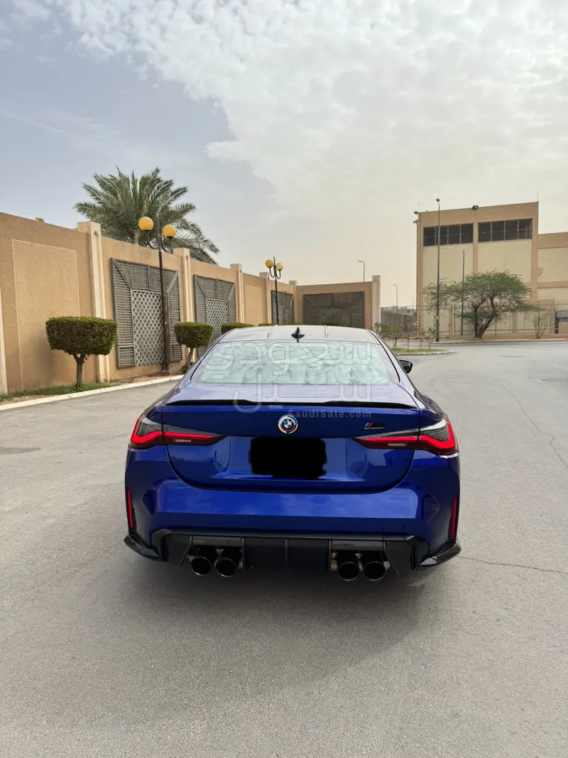 2023 بي ام دبليو الفئة ام إم 4 كومبيتيشن