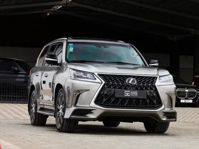 2018 لكزس إل إكس 570 اس