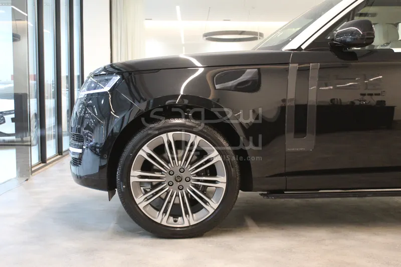 2026 لاند روفر رينج روفر اوتوبيوغرافي