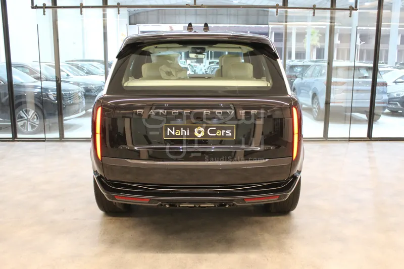 2026 لاند روفر رينج روفر اوتوبيوغرافي