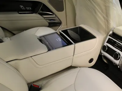 2026 لاند روفر رينج روفر اوتوبيوغرافي