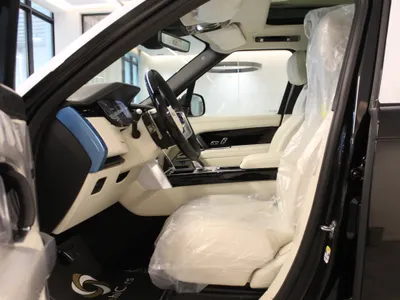 2026 لاند روفر رينج روفر اوتوبيوغرافي