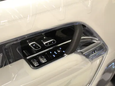 2026 لاند روفر رينج روفر اوتوبيوغرافي