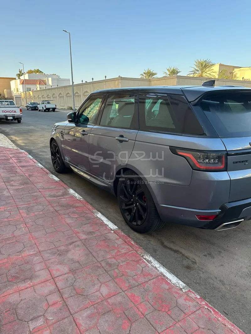 2020 لاند روفر رينج روفر سبورت اتش اس اي