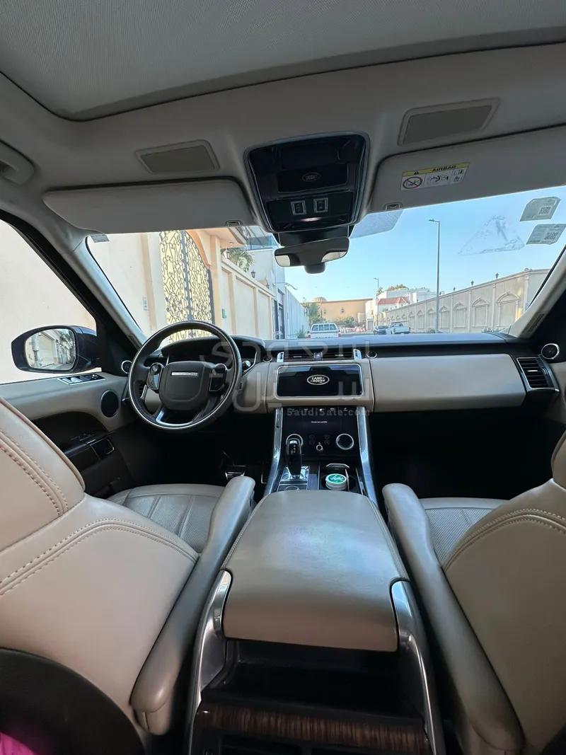 2020 لاند روفر رينج روفر سبورت اتش اس اي