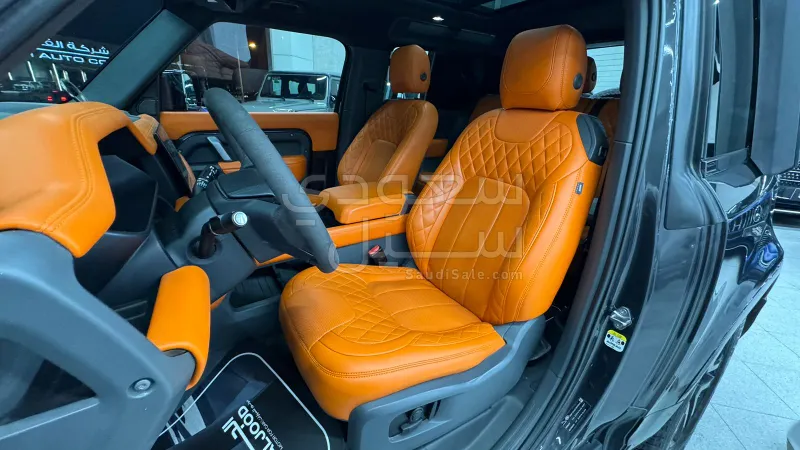 2023 لاند روفر ديفيندر 90