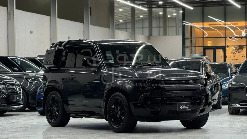 2023 لاند روفر ديفيندر 90