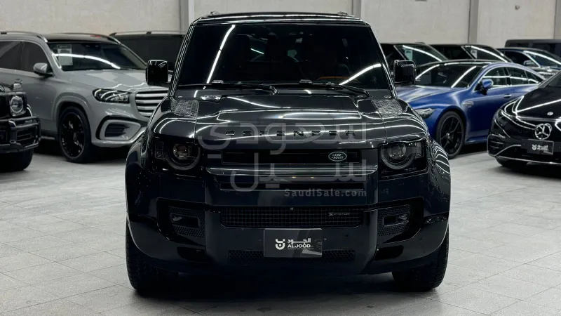 2023 لاند روفر ديفيندر 90