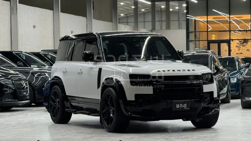 2021 لاند روفر ديفيندر 110
