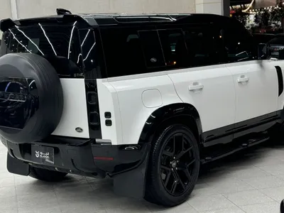 2021 لاند روفر ديفيندر 110