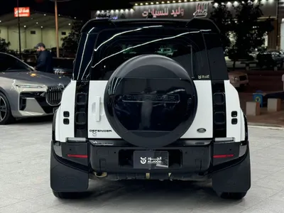 2021 لاند روفر ديفيندر 110