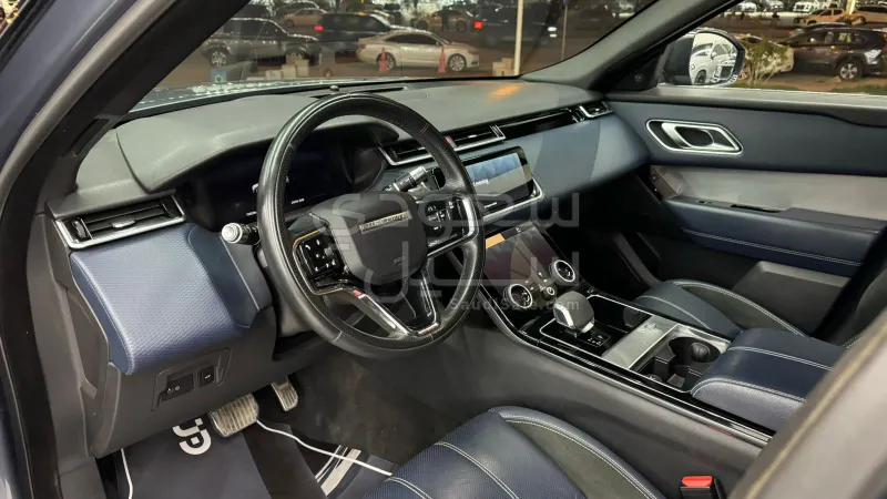 2021 لاند روفر رينج روفر فيلار أر - دايناميك