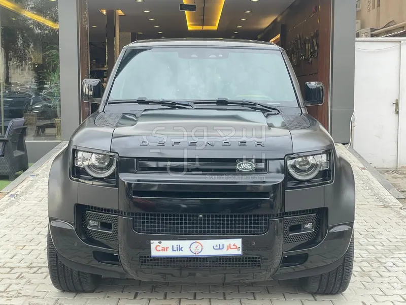 2023 لاند روفر ديفيندر إصدار كارباثيان
