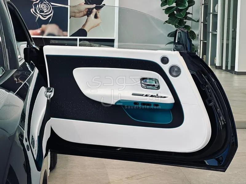 2026 رولز رويس سبيكتر