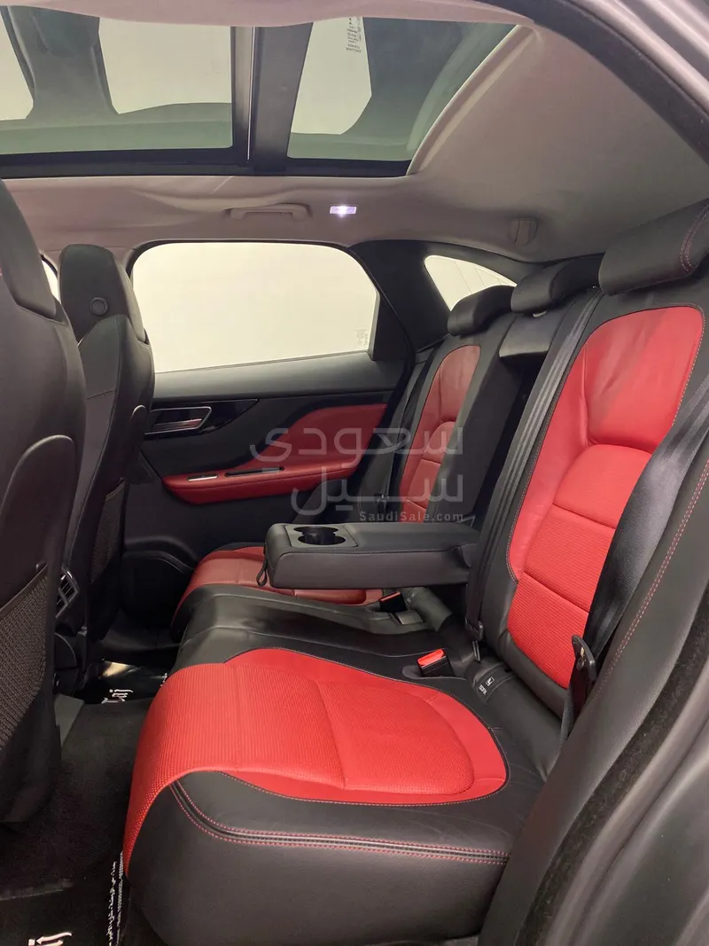 2017 جاكوار اف-بيس ار سبورت