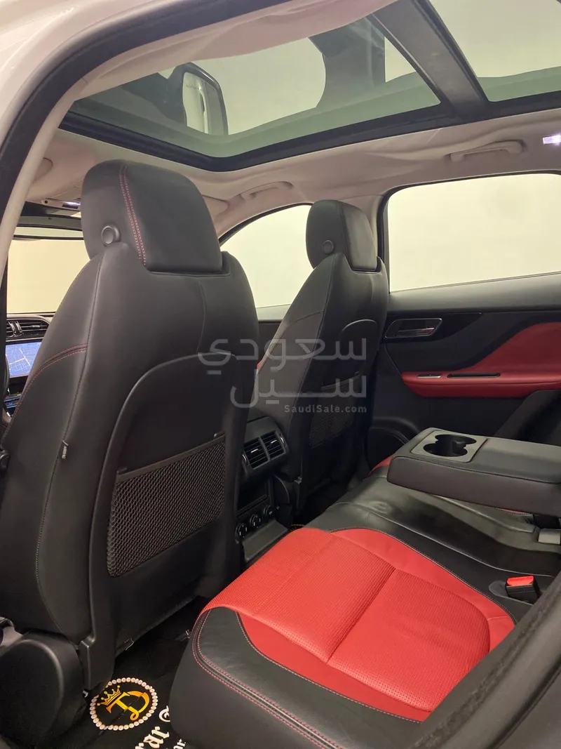 2017 جاكوار اف-بيس ار سبورت