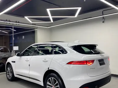 2017 جاكوار اف-بيس ار سبورت