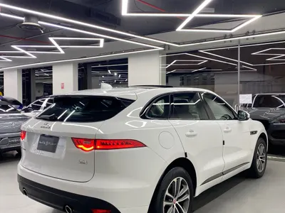 2017 جاكوار اف-بيس ار سبورت