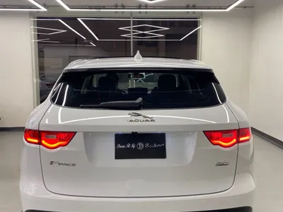 2017 جاكوار اف-بيس ار سبورت