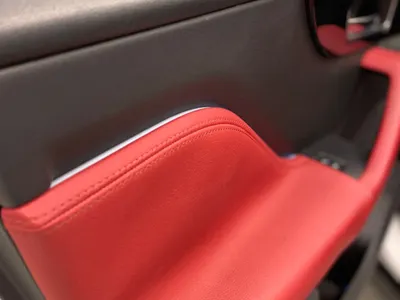 2017 جاكوار اف-بيس ار سبورت