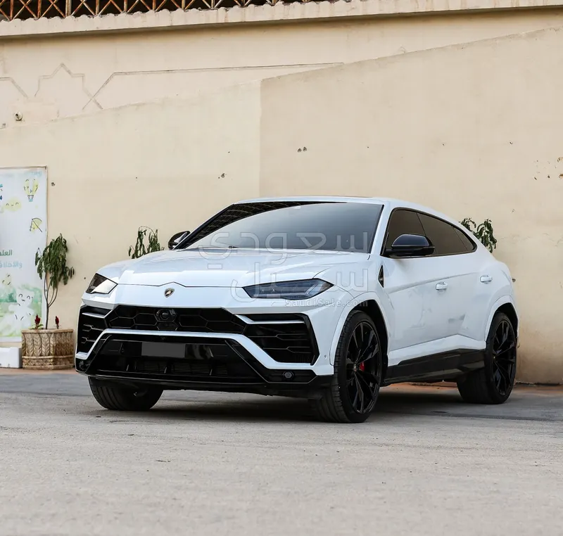 2021 لمبرجيني اوروس