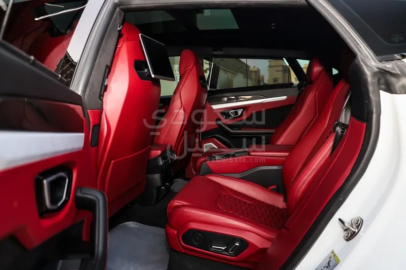 2021 لمبرجيني اوروس