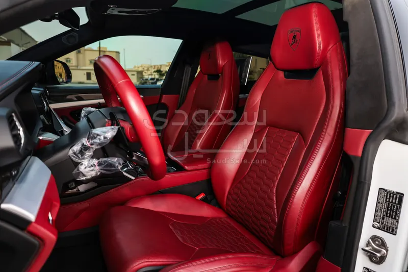 2021 لمبرجيني اوروس