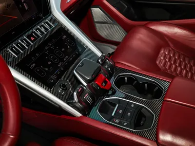 2021 لمبرجيني اوروس