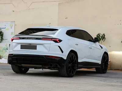 2021 لمبرجيني اوروس