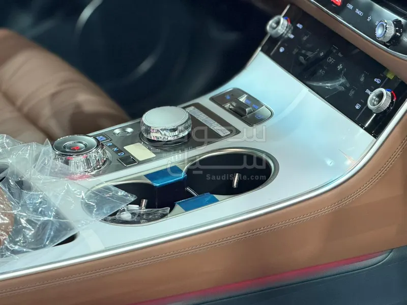 2026 جينيسيس جي في 70