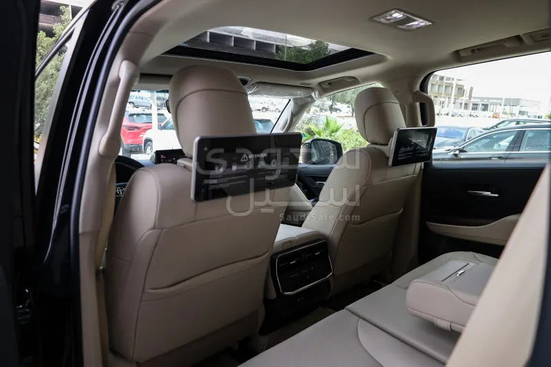 2026 تويوتا لاند كروزر جي اكس ار4