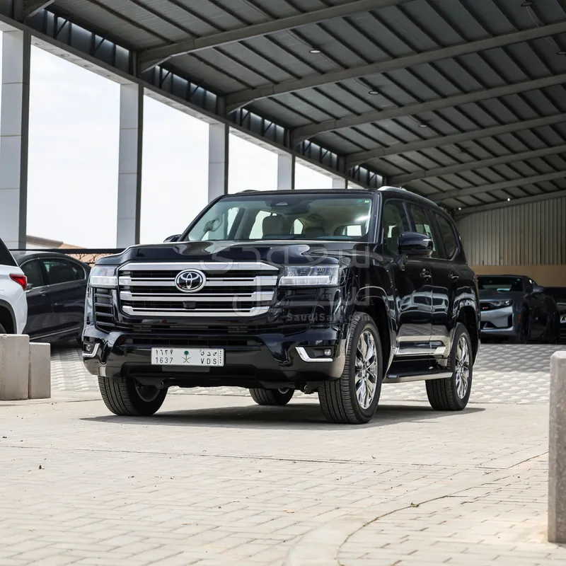 2026 تويوتا لاند كروزر جي اكس ار4