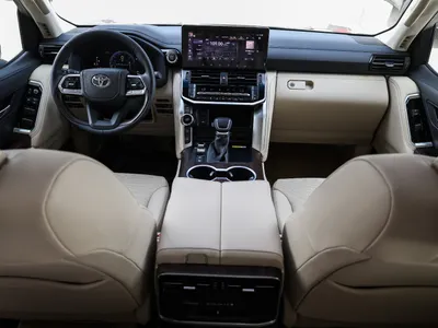 2026 تويوتا لاند كروزر جي اكس ار4