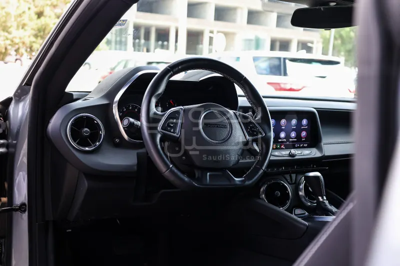 2023 شفروليه كمارو ار اس