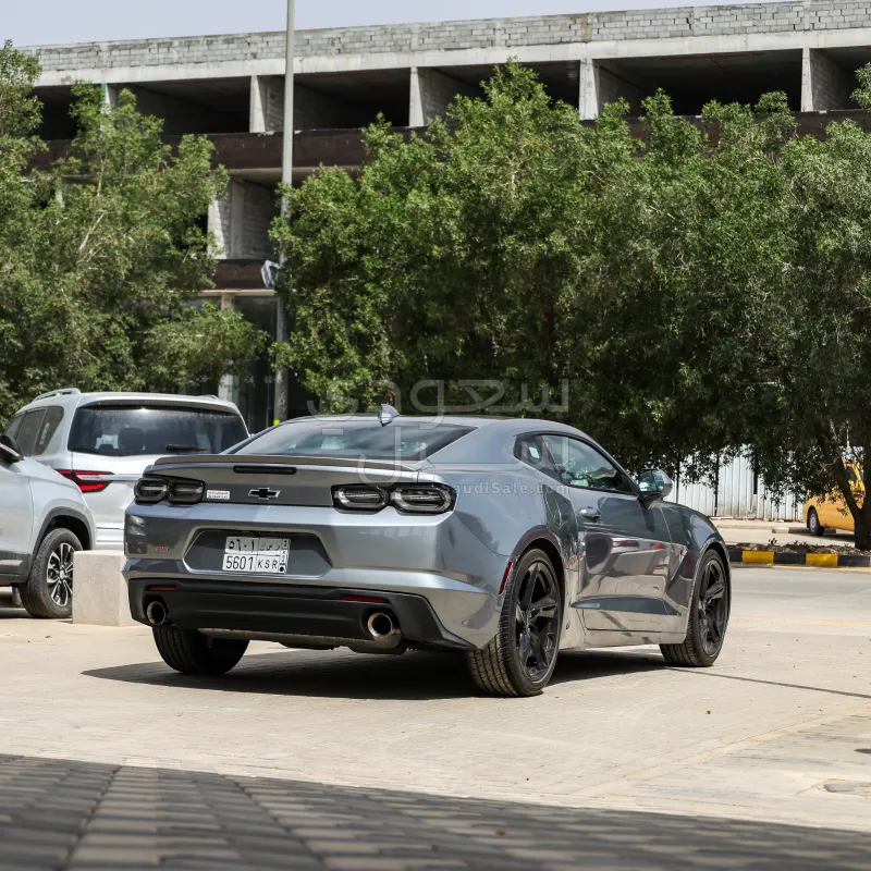 2023 شفروليه كمارو ار اس