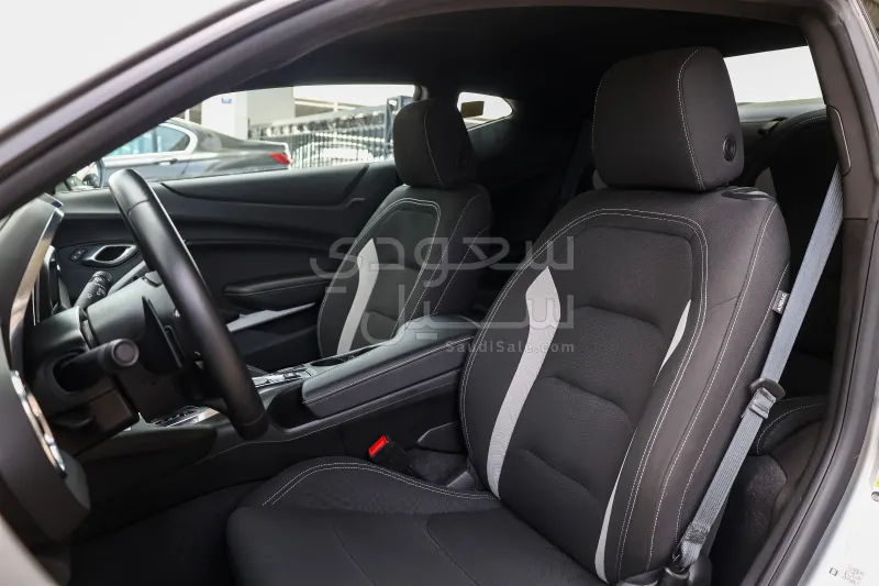 2023 شفروليه كمارو ار اس